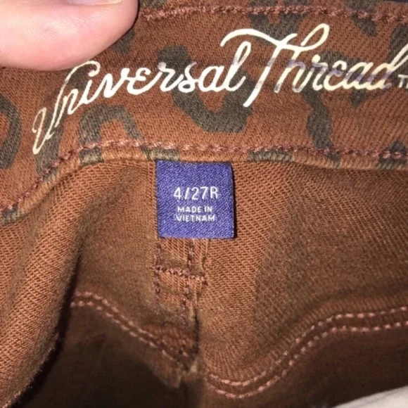 Universal Thread Vintage Stretch Leopard Straight Leg Pants - Picture 7 of 7